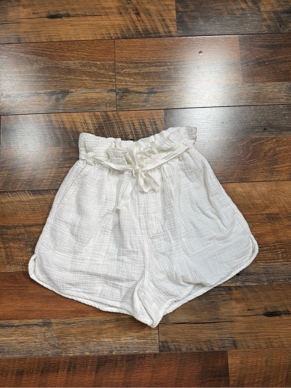 Splendid White High-Waist Paperbag Shorts with Tie